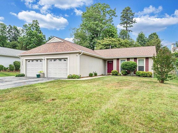 4th image of 7029 Autumn Wood Ln