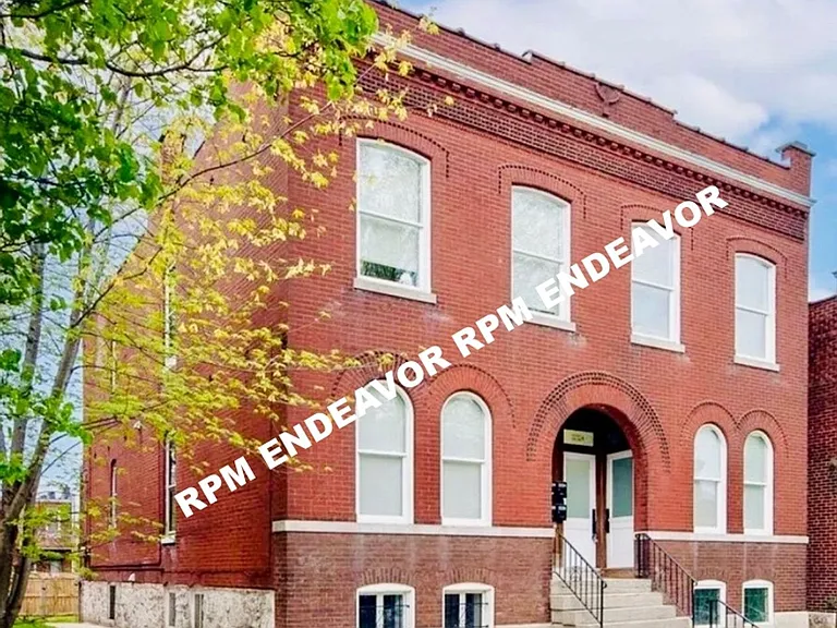 3230 Pulaski St — Photo 1