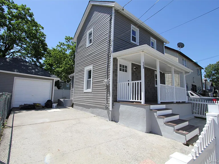 12 Elm Ave #1 — Photo 2