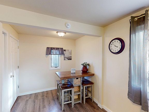 5th image of 605 Cherokee St