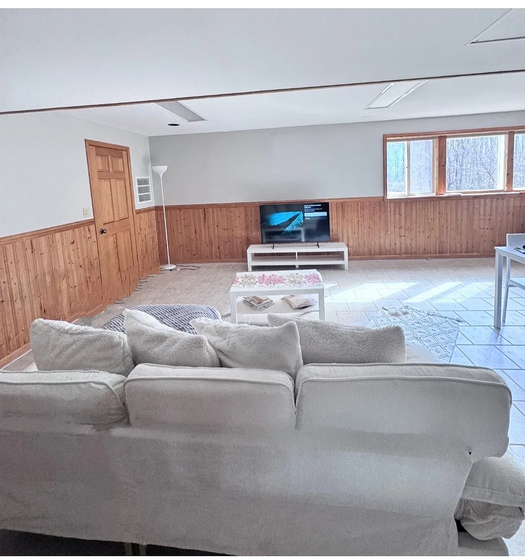 2 bed, 1000 sqft, $2,266 — Photo 3