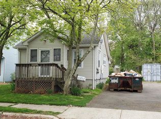 341 Shadynook St, Keyport, NJ 07735