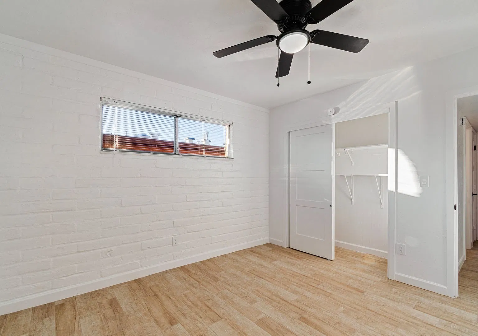 Completely remodeled Townhome near TMC — Photo 4