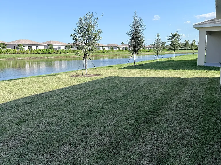 12134 SW Rimini Way — Photo 15