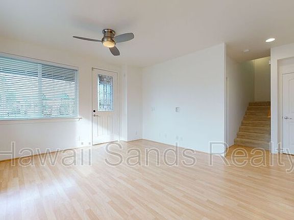 5th image of 1101 Kukulu St Unit 1