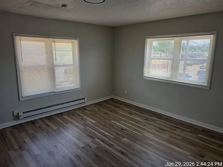 4106 Lee Rd — Photo 35