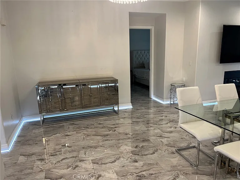 205 Caruso Ave — Photo 14