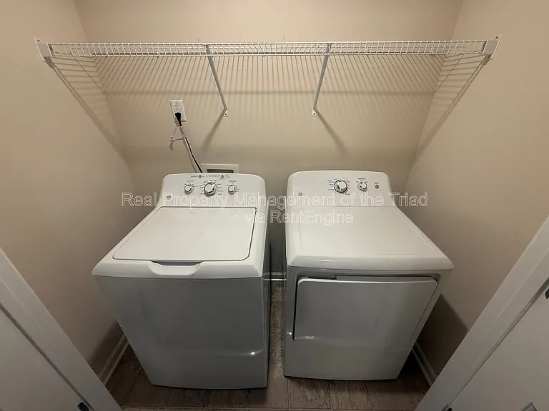 3907 Copperfield Ct — Photo 17