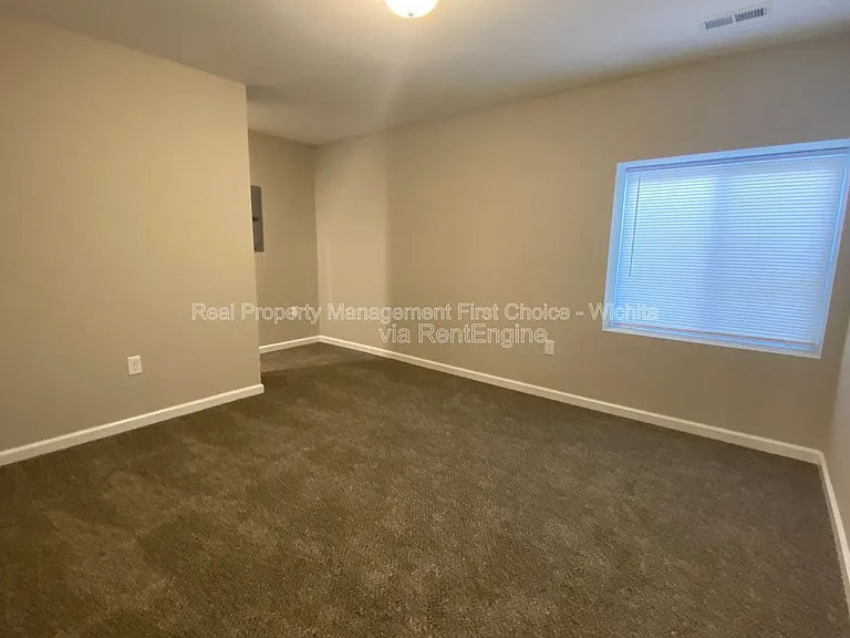 10607 E Kinkaid Ave — Photo 35