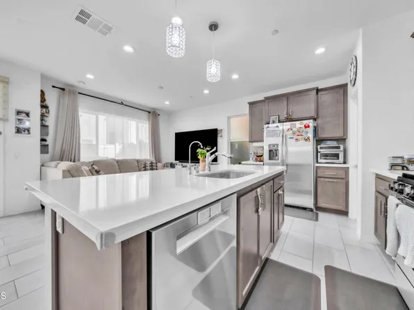 3827 Grant St #47, Corona, CA 92879