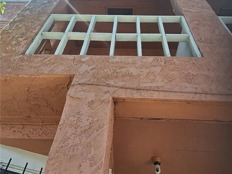 1943 Estrella Ave — Photo 12