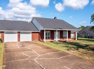 1119 College Blvd N, Lynn Haven, FL 32444