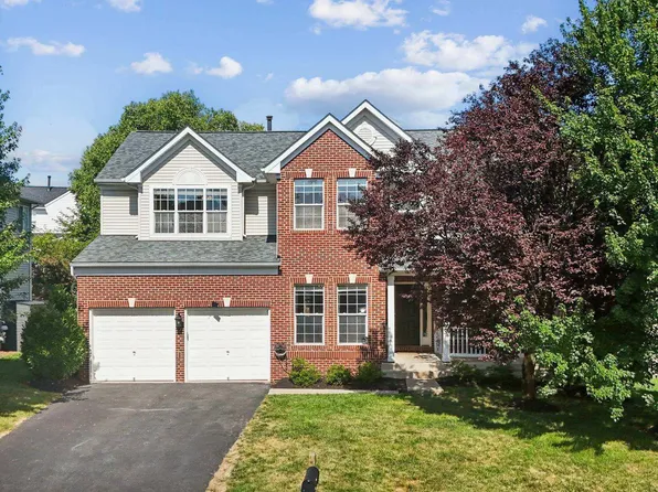 154 Alpine Dr SE, Leesburg, VA 20175