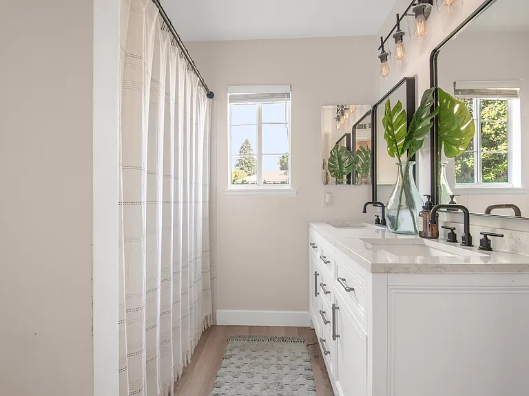 3109 Rollings Ave — Photo 11