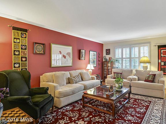 5th image of 5914 Dorchester Way