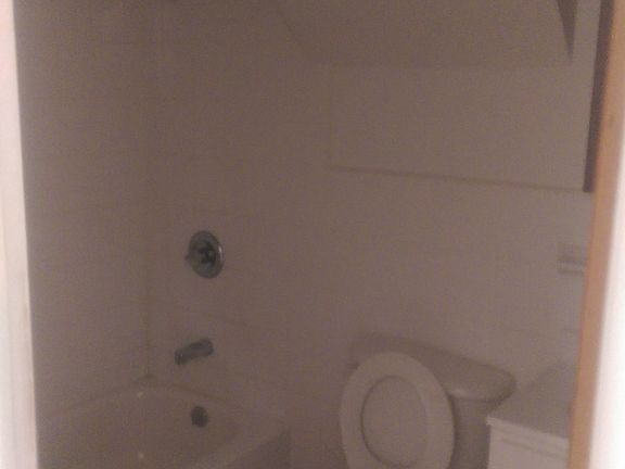 3rd image of 58 Grant St