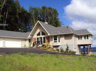 1663 E State Route 4, Cathlamet, WA 98612