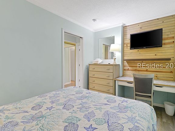 4th image of 40 Folly Field Road UNIT B156