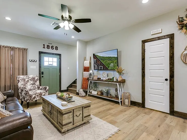5215 S Bryant Blvd — Photo 5