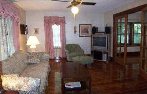 3rd image of 3603 Midland Ave