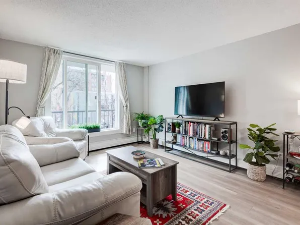 1328 S 13th Ave SW #303, Calgary, AB T3C 0T3