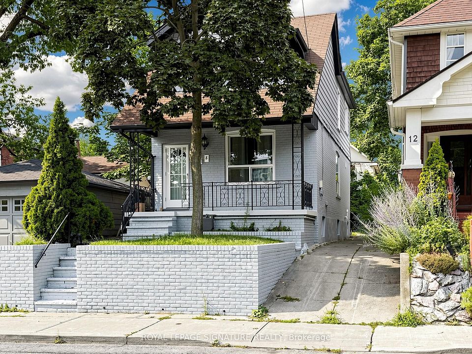 1st image of 8 Harris Ave