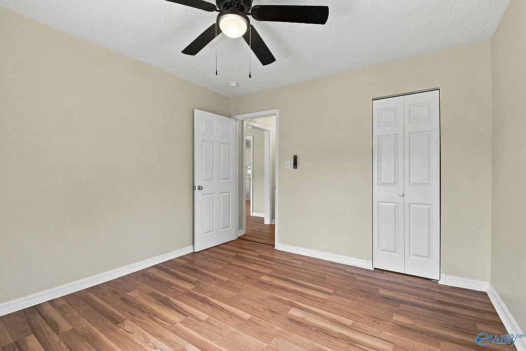 2 bed, 934 sqft, $1,350 — Photo 4