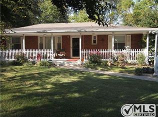 32 Hillsboro Rd, Clarksville, TN 37042