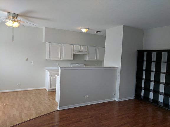 3rd image of 141 Heather Glen Dr #141