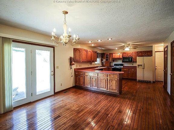 3rd image of 53 Assembly Dr
