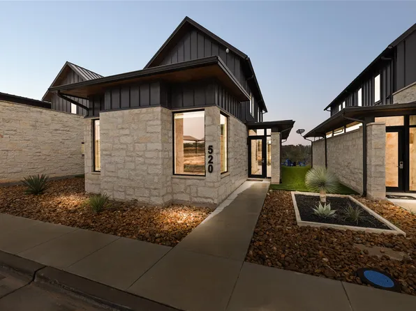 520 Ryan Joe Cir, Iredell, TX 76649