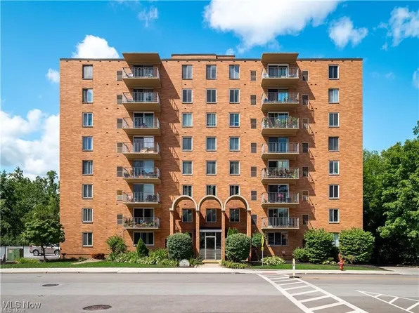 50 S Rocky River Dr APT 501, Berea, OH 44017