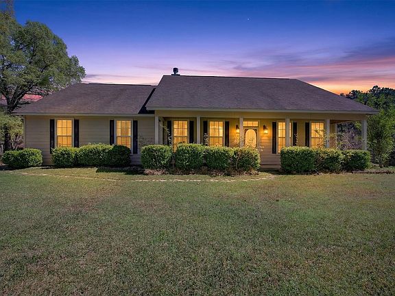 3rd image of 544 Red Strong Rd