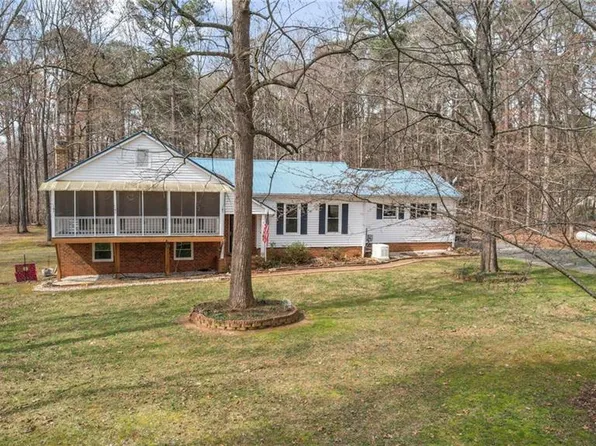 895 Hicks Farm Rd, Staley, NC 27355