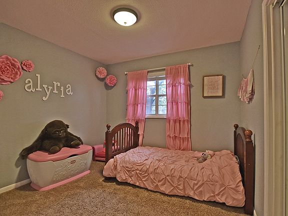 5th image of 3203 W Illinois Ave