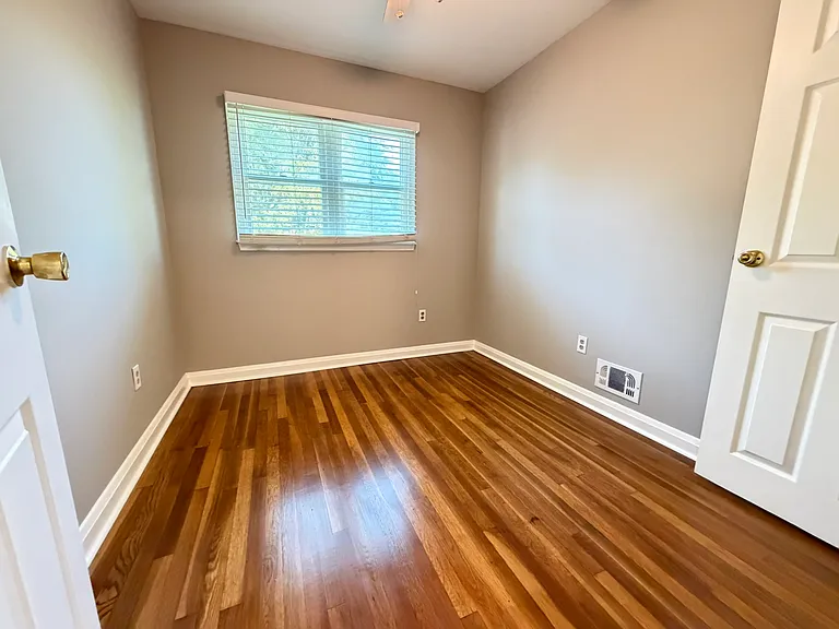 1030 Lakemont Rd — Photo 21