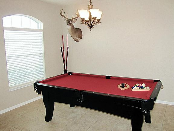 FLEX ROOM OFF OF FRONT ENTRY - FORMAL DINING, LIVING OR GAME ROOM