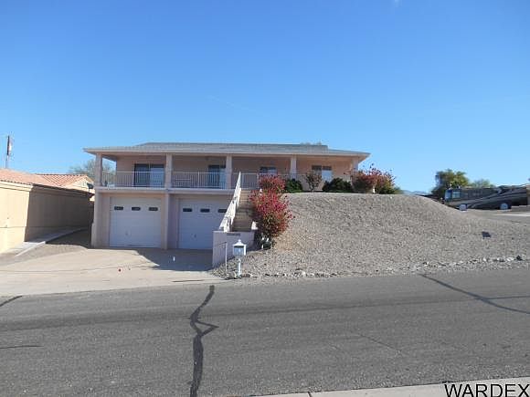 1st image of 1600 Autumn Dr