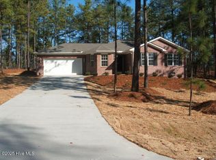 114 Willow Creek Ln, Pinebluff, NC 28373
