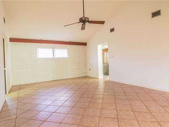 3rd image of 2160 El Paso Trl