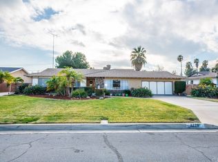 5776 Olive Ave, Rialto, CA 92377
