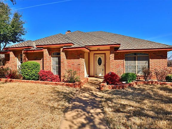 2nd image of 3266 Woodhollow Cir