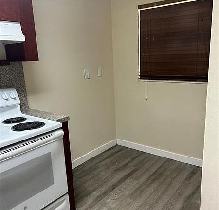 4th image of 9460 Tangerine Pl APT 107
