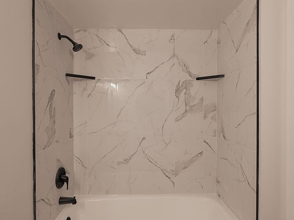 4th image of 749 E MONTEBELLO Avenue #231