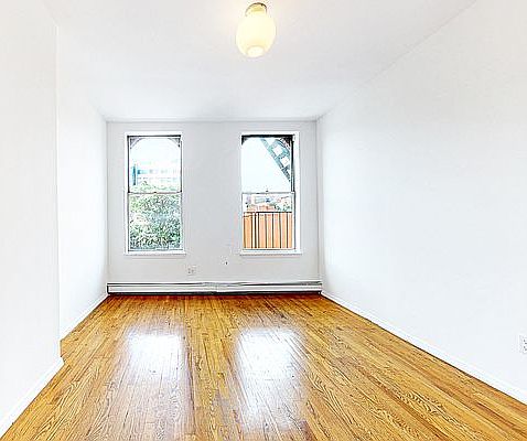 5th image of 373 W 126th St #4C