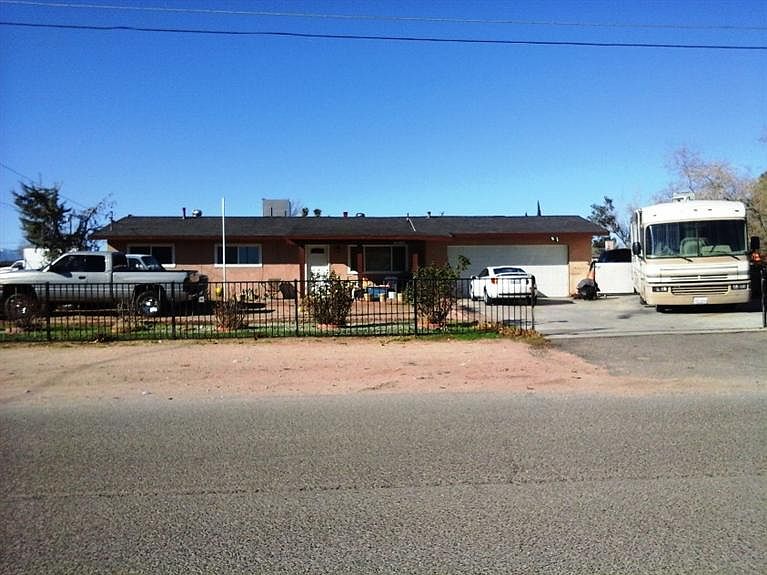 1st image of 10722 Banning Ave