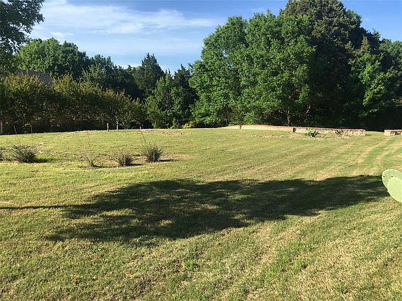 2nd image of 2825 Marcie Ln #17