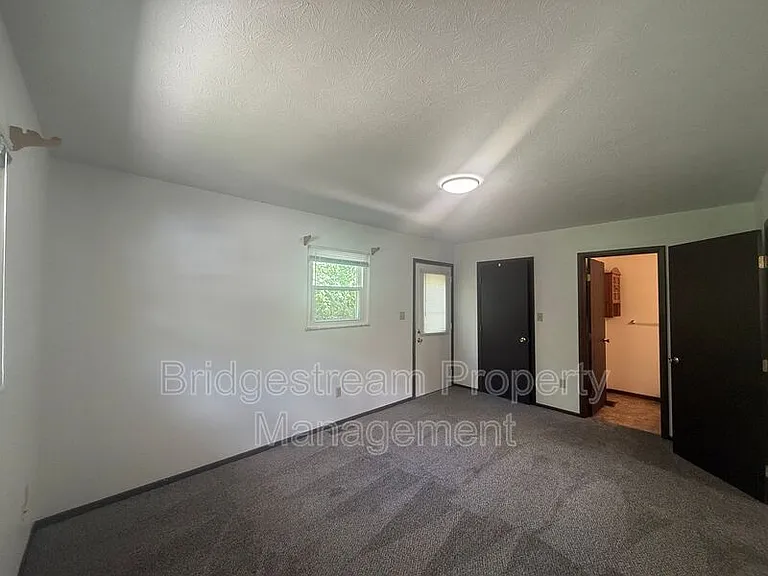 68 Candlewood Ct — Photo 7