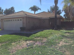 29249 Parkcrest Ln, Highland, CA 92346