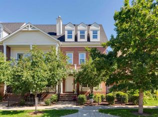 115 W Couture Cres SW, Calgary, AB T3E 7R3